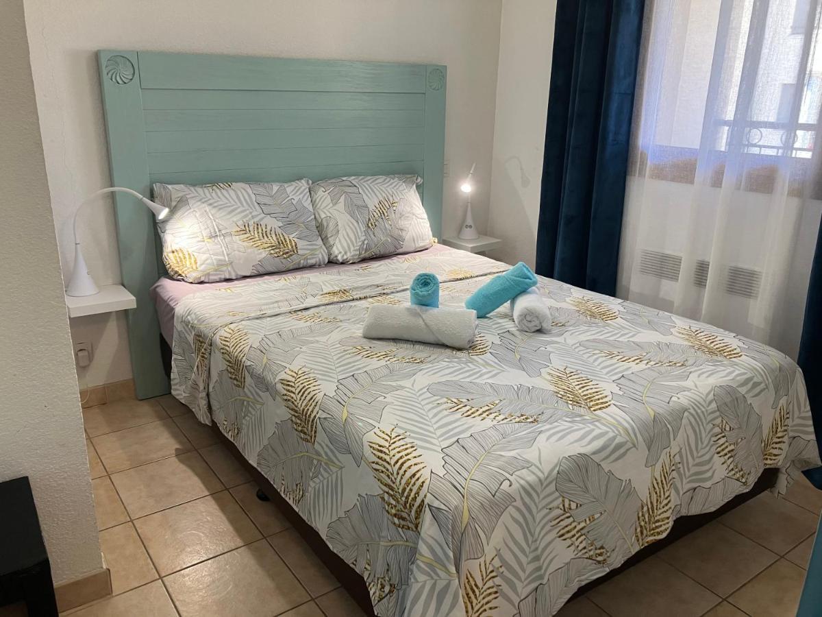 Superbe Appartement A Uzes Avec Place De Parking Exterior photo